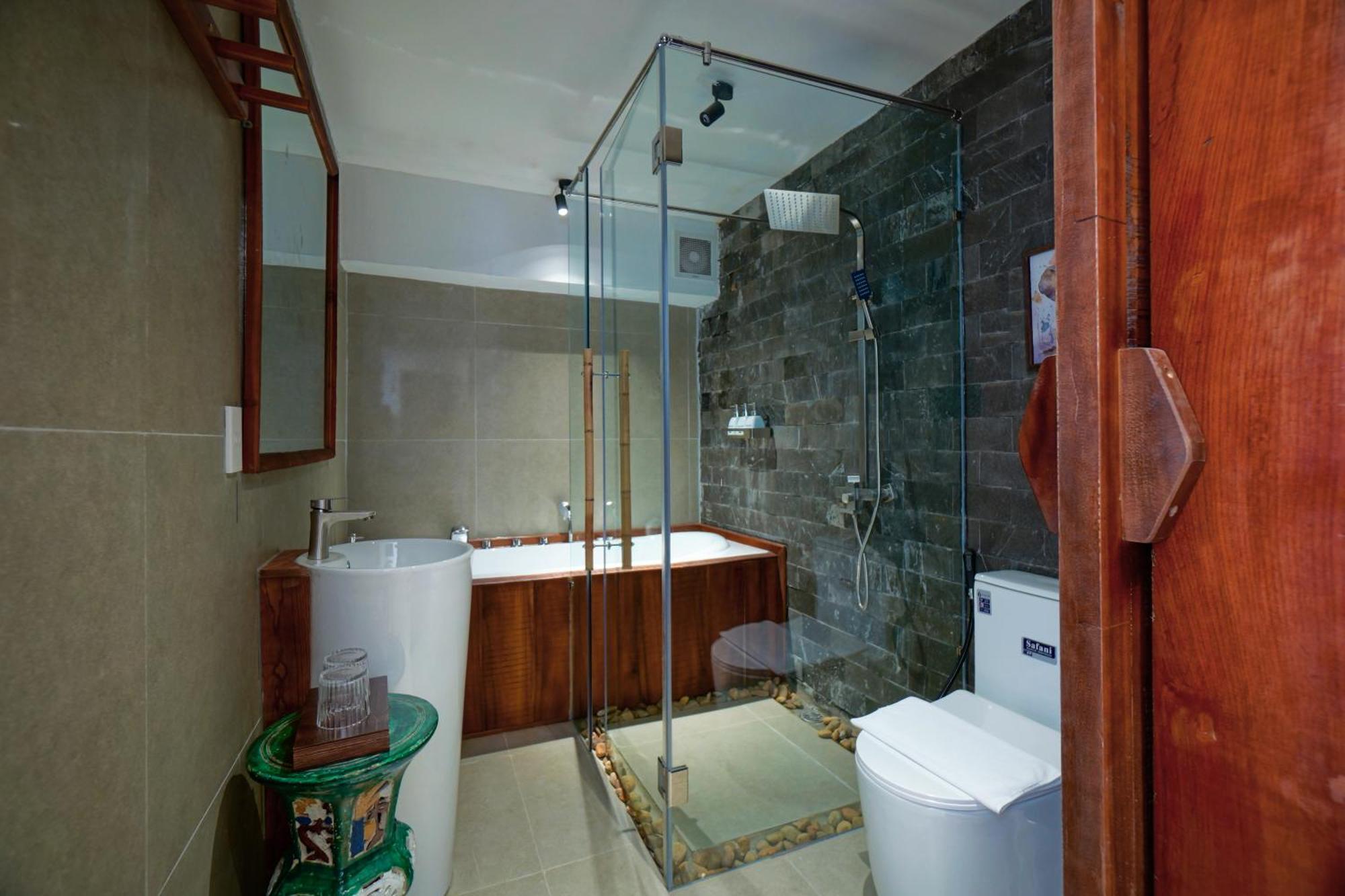 Nexus House Lang Bao Chi *